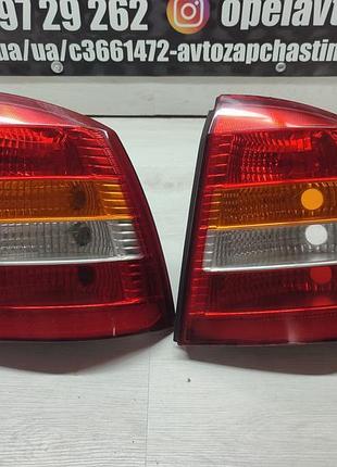 Ліхтар стоп задній правий для opel astra g купе хетчбек 90521544
