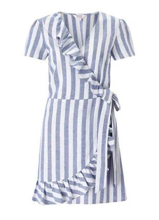Летнее полосатое платье на запах с поясом с воланом3 фото