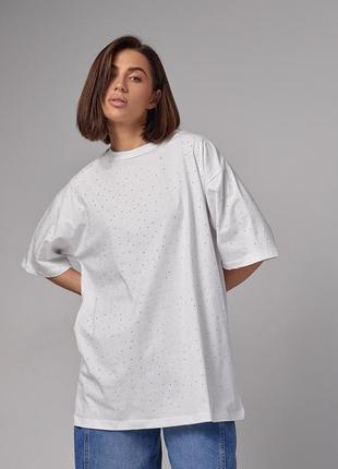 Трикотажная женская футболка украшена термостразами3 фото