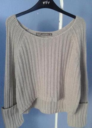 Натуральний светрик в новому стані