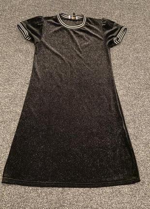 Платье бархатное черное на 14 лет