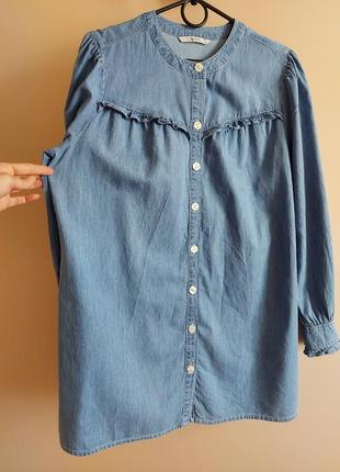 Удлиненная джинсовая рубашка с рюшами tu, голубая рубашка свободного кроя, р. 144 фото