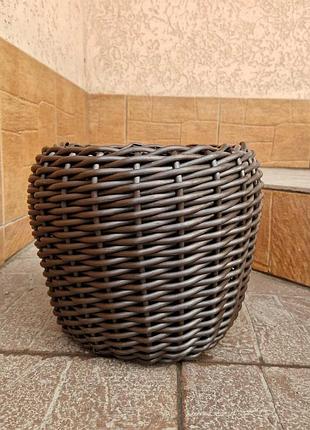 Горщик для кімнатних і вуличних квітів плетене кашпо зі штучно...