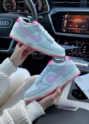 Женские кроссовки nike sb dunk low 520 pink puck1 фото