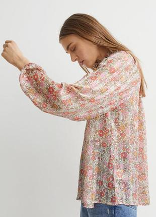 Неймовірна легка обʼємна квіткова блуза h&m2 фото