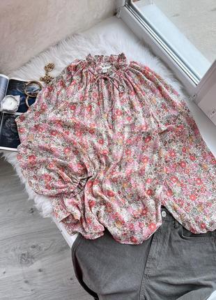 Неймовірна легка обʼємна квіткова блуза h&m4 фото