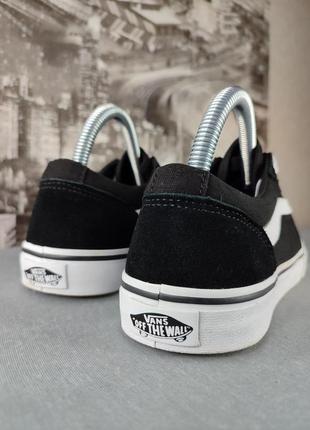 Женские кроссовки vans. кожаные кроссовки.5 фото