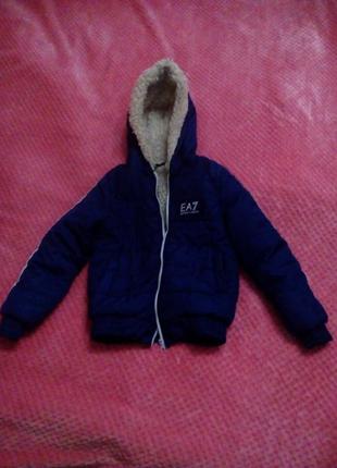 Продаю зимову курточку на хлопчика.