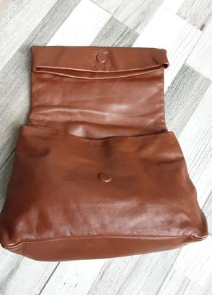 Шкіряна сумка - клатч zara.

￼

￼

￼

￼

￼

￼

￼

￼

￼

￼

￼

￼

previousnext6 фото