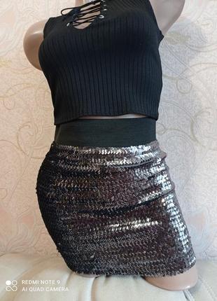 Эффектная оригинальная нарядная новогодняя мини юбка в паетки