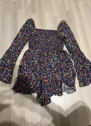 Платье комбинезон, очень классное, новое