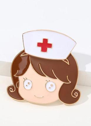 Брошка медична «медсестра в шапочці».