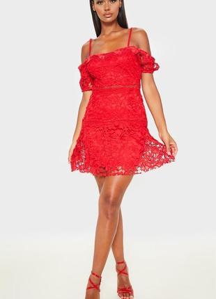 Яскраво червоне гіпюрову плаття на підкладці, нове plt8 фото
