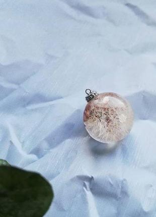Кулон з кульбабою з епоксидної (ювелірної) смоли2 фото