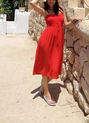 Жіночий червоний сарафан сукня на бретельках верх резинка нижче коліна віскоза marks&spenser