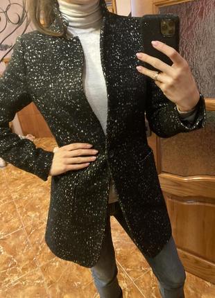 Пальто бенетон оригінал у ідеальному стані