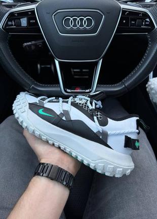 Чоловічі кросівки nike acg mountain fly low white black mint