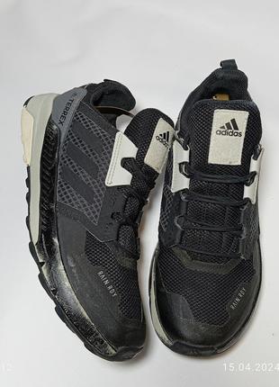 Кроссовки adidas1 фото