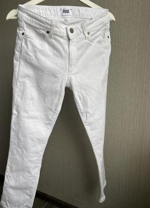 Белые женские джинсы