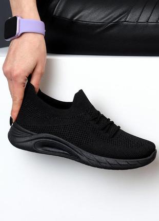 Легкі еластичні текстильні чорні кросівки must have на кожен день8 фото