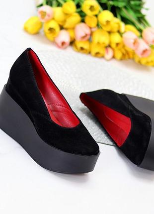 Модельні жіночі чорні замшеві туфлі натуральна замша на платфо...