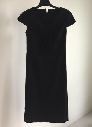 Платье плаття чорного кольору сукня