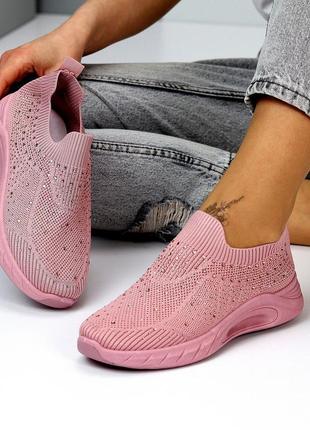 Легкі текстильні еластичні рожеві кросівки колір пудра декор с...9 фото