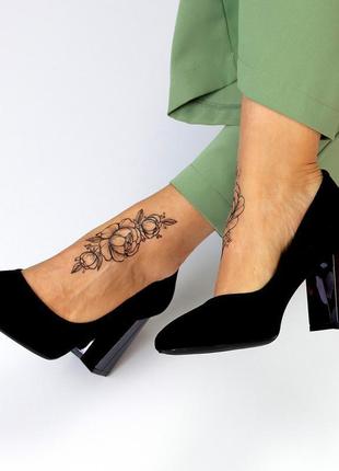 Класичні чорні жіночі замшеві туфлі високий каблук9 фото