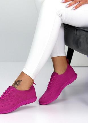 Літні текстильні тканинні жіночі яскраві рожеві кросівки10 фото