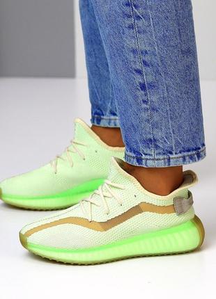 Легкі текстильні повітропроникні зелені лаймові літні кросівки4 фото