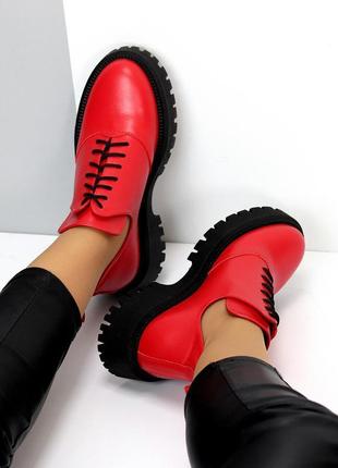 Дизайнерські яскраві червоні жіночі шкіряні туфлі натуральна ш...10 фото