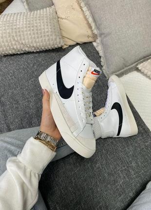 Кросівки nike blazer mid 77 vintage white black1 фото