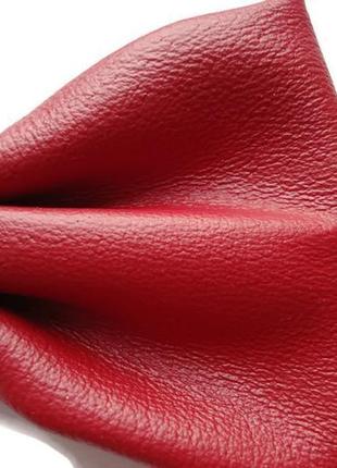Красный кожаный галстук-бабочка. red leather bow tie.4 фото