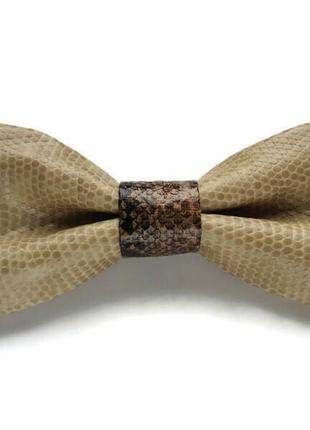 Бежевый галстук-бабочка из искусственной кожи с принтом питона. faux leather bow tie2 фото