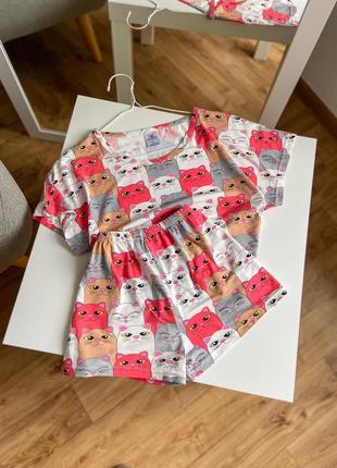 Принтованная пижама футболка и шорты2 фото