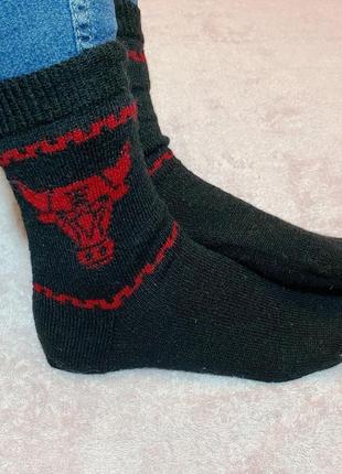 Носки вязаные с быком red bull.5 фото
