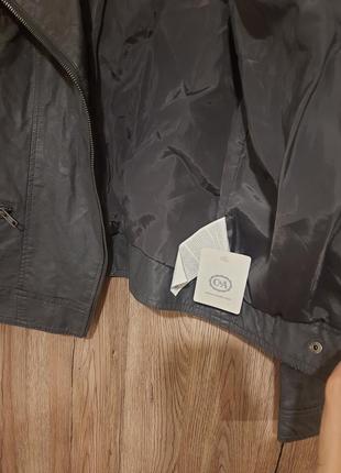 Женская куртка-косуха серого цвета тренд сезона4 фото