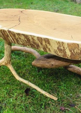 Ексклюзивний стіл з дерева3 фото