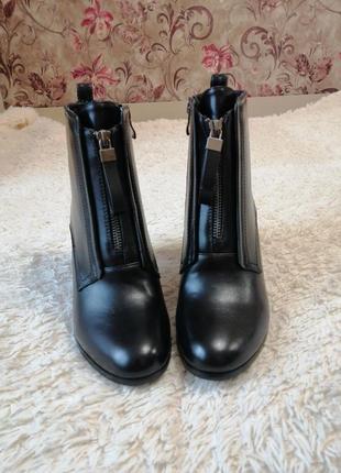 Черевички, сапоги, ботинки