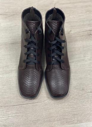 Ботинки с итальянской кожи кожаные осенние зимние квадратный носок шнуровка