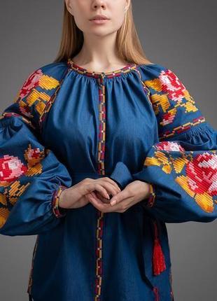 Дизайнерская вышитая платье folk fashion с клиньями "три розы" осень 001234 фото