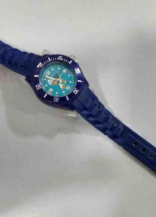 Наручний годинник б/у наручні кварцові годинники