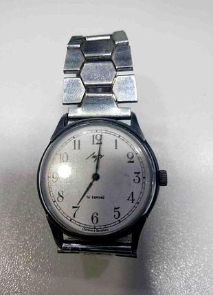 Наручний годинник б/у луч каміння 16