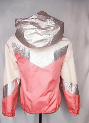 Куртка-ветровка детская kiabi  лососевая с бежевым (146-152 см)2 фото