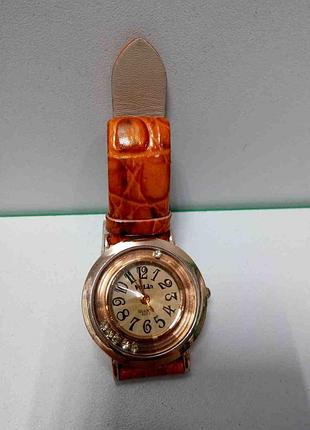 Наручний годинник б/у кварцові годинники