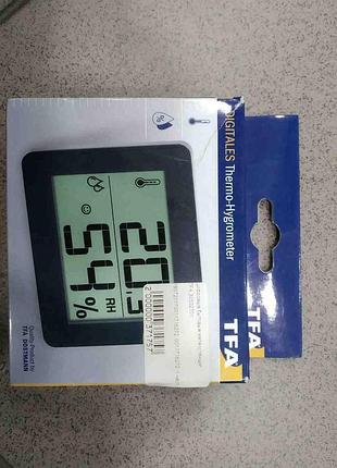 Цифрові побутові метеостанції, термометри та барометри б/у tfa...