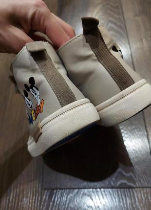 Крутые демисезонные кросовки, хайтопы, ботинки с микки h&m от disney 30 размер7 фото