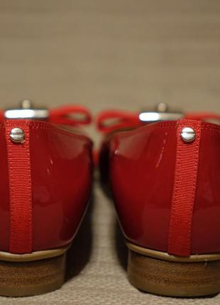 Чудесные лакированные кожаные балетки вишневого цвета russell & bromley англия 36 1/2 р.9 фото