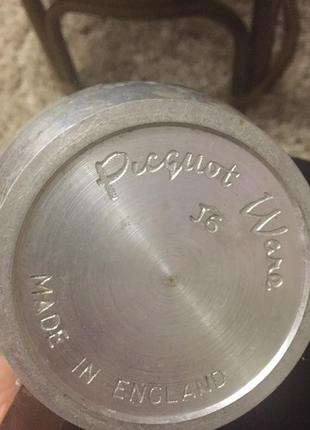 Старовинний глечик англійська