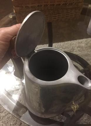 Старовинний глечик англійська